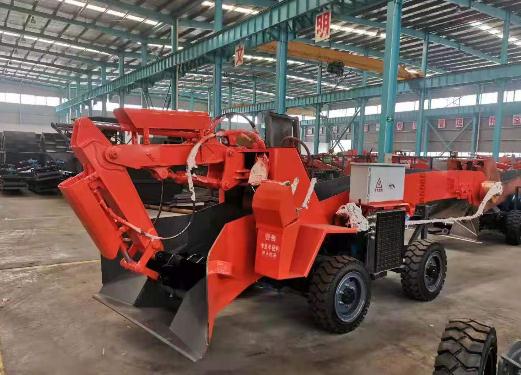 冬季在使用扒渣機(jī)的時(shí)候，要注意什么呢？