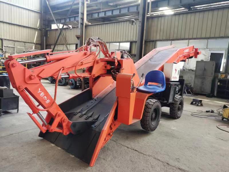 導(dǎo)致扒渣機(jī)輸送帶跑偏的原因及防護(hù)措施