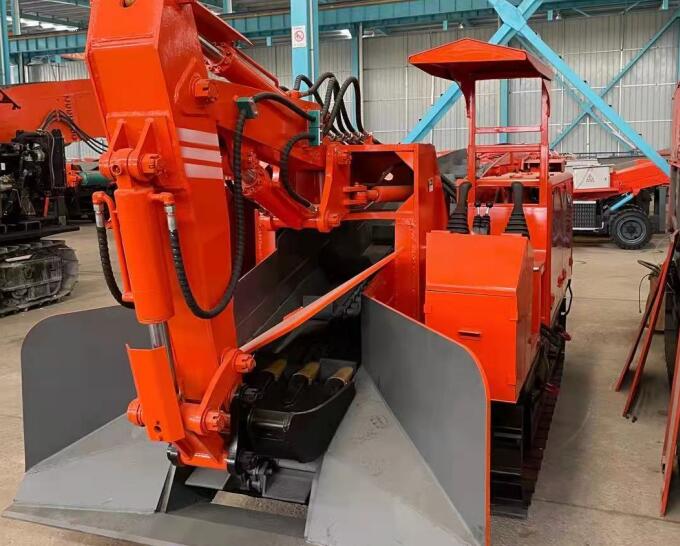 扒渣機(jī)為什么又被稱為挖掘式裝載機(jī)呢？